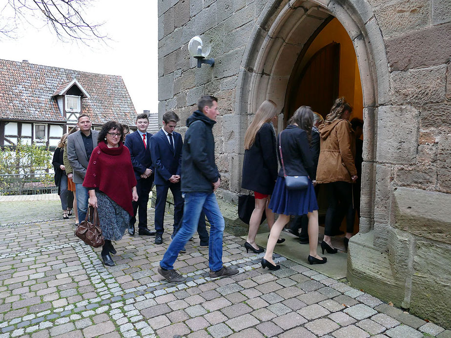 Firmung 2017 in Naumburg (Foto: Karl-Franz Thiede)